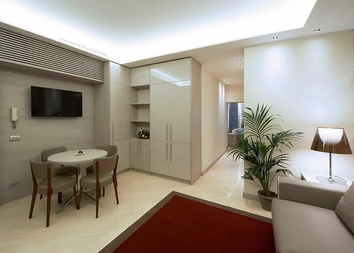Harry\'S Bar Trevi Luxury Apartments - Mignanelli